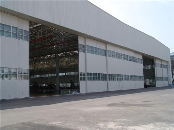 機(jī)庫大門